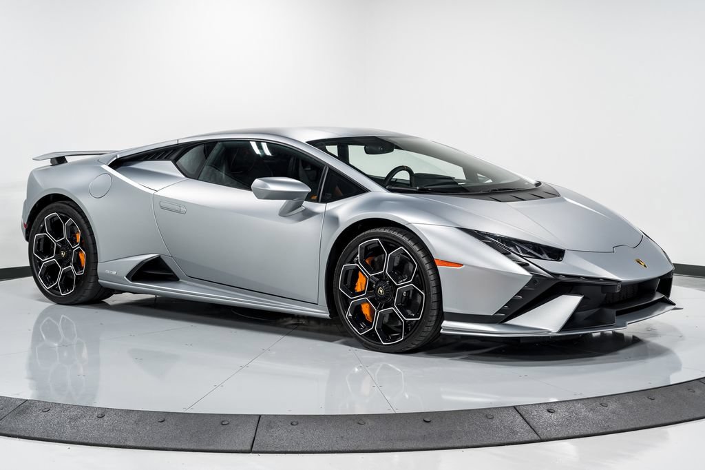 Used 2023 Lamborghini Huracan Tecnica RWD image 39