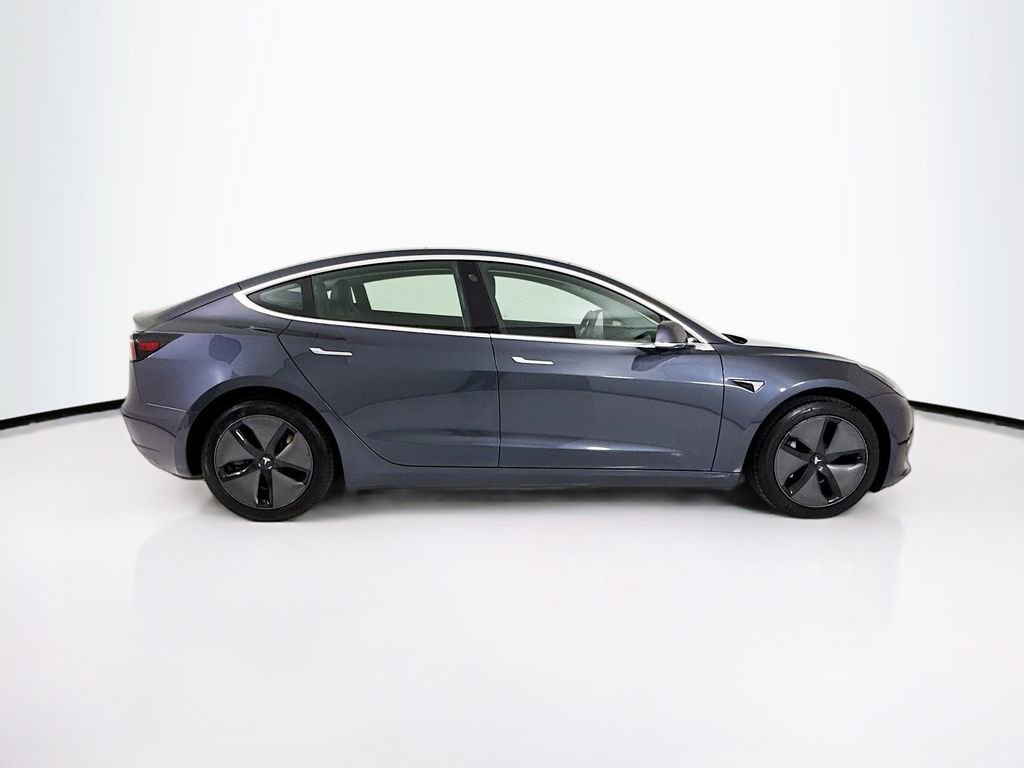 Used 2018 Tesla Model 3 image 8