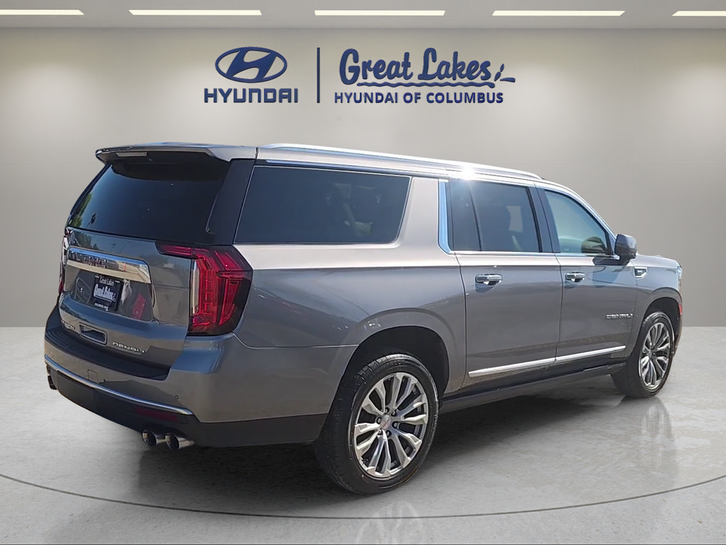 Used 2021 GMC Yukon XL Denali w/ Denali Premium Package AWD/4WD image 5
