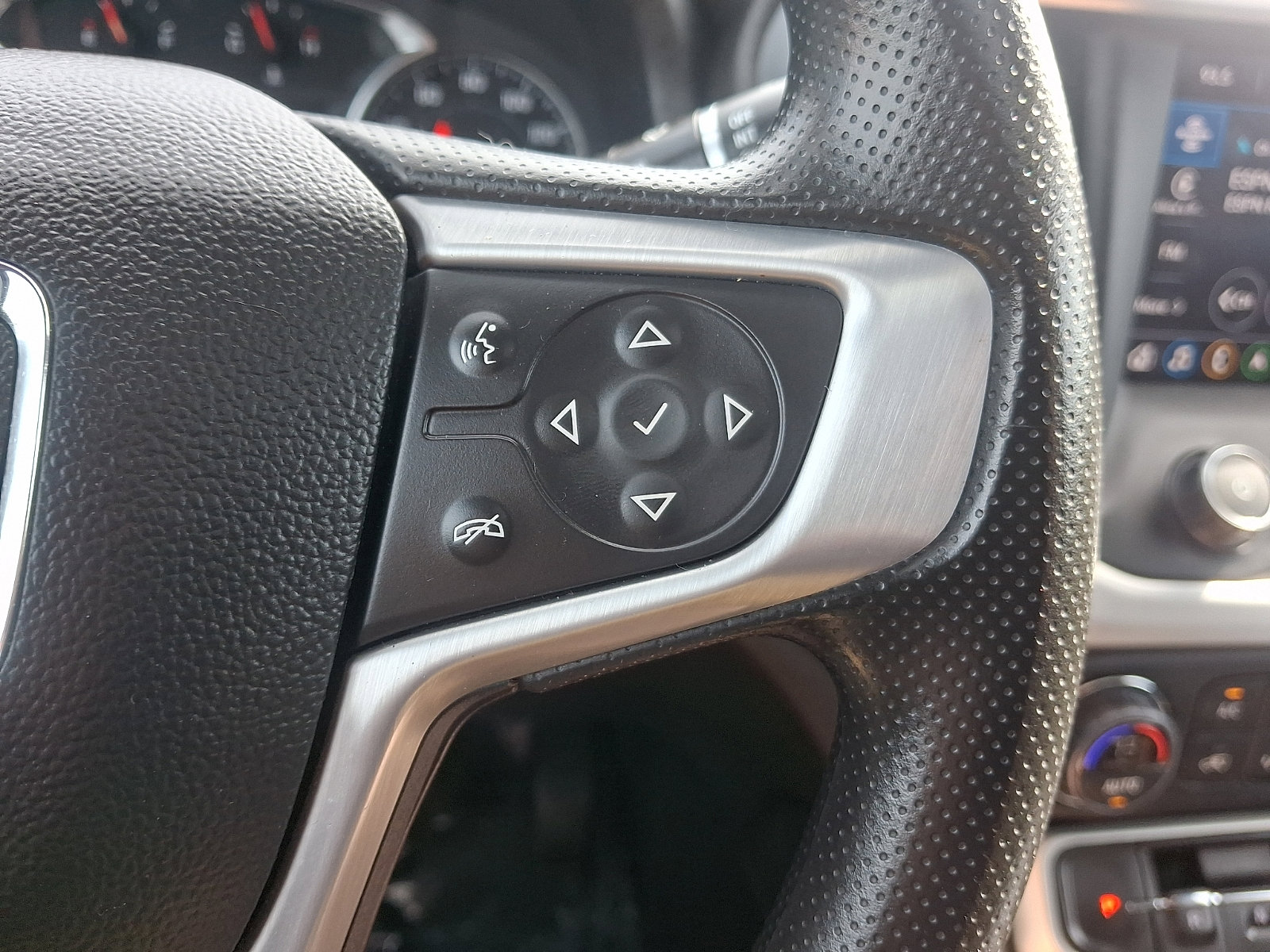 Used 2022 GMC Acadia SLE w/ Driver Convenience Package AWD/4WD image 23