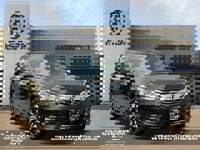 Used 2017 Honda Accord EX