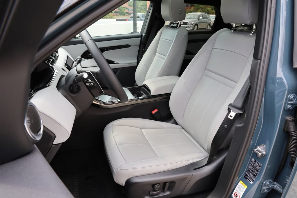 Certified 2026 Land Rover Range Rover Evoque S AWD/4WD image 18