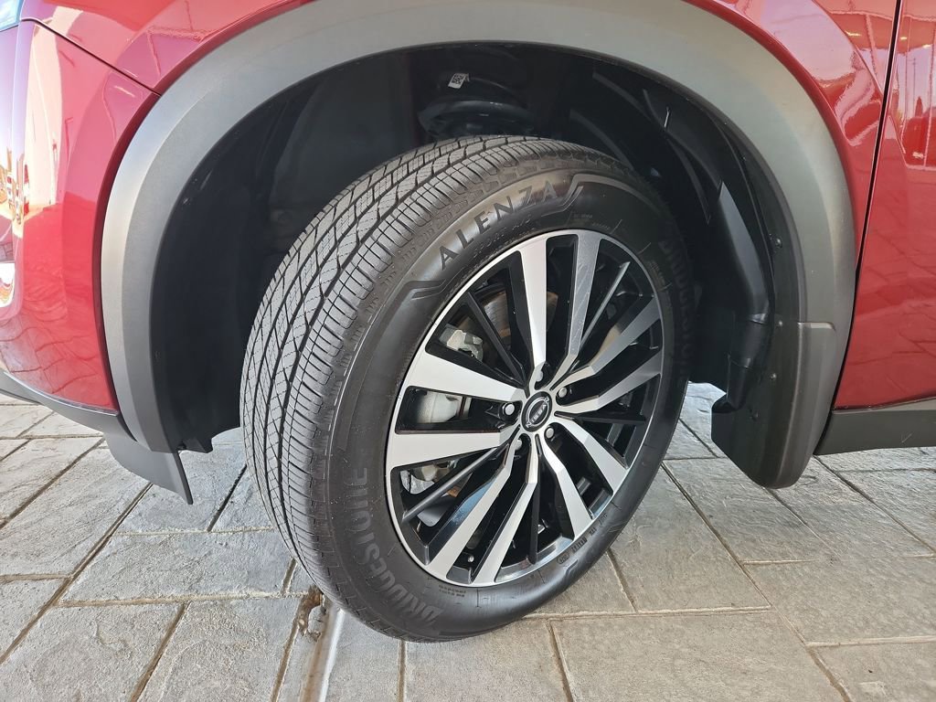 Certified 2024 Nissan Pathfinder Platinum image 34