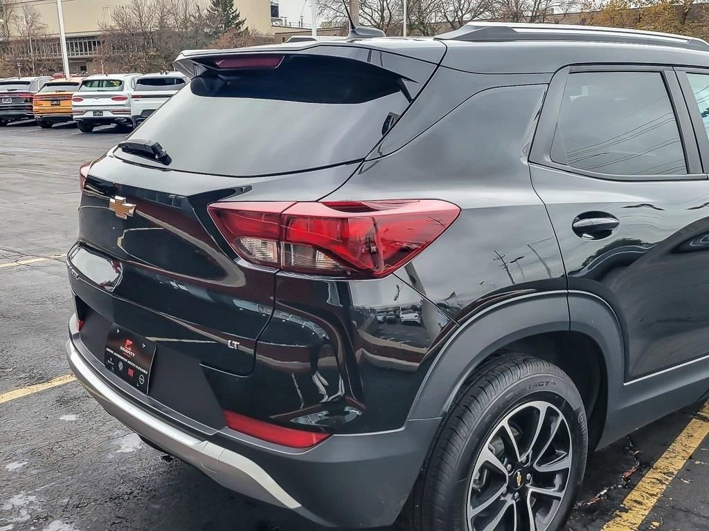 Used 2025 Chevrolet TrailBlazer LT FWD image 6