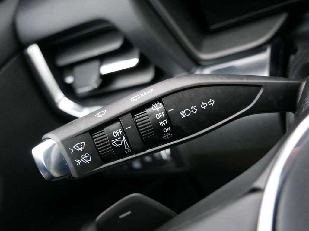 Used 2025 GMC Terrain Elevation image 24