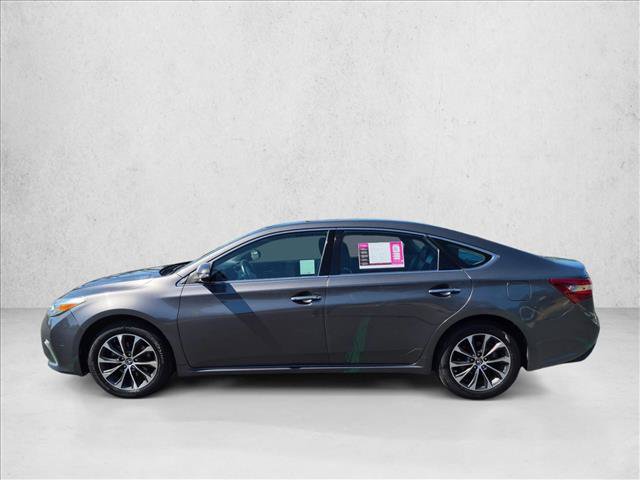 Used 2018 Toyota Avalon XLE FWD image 9