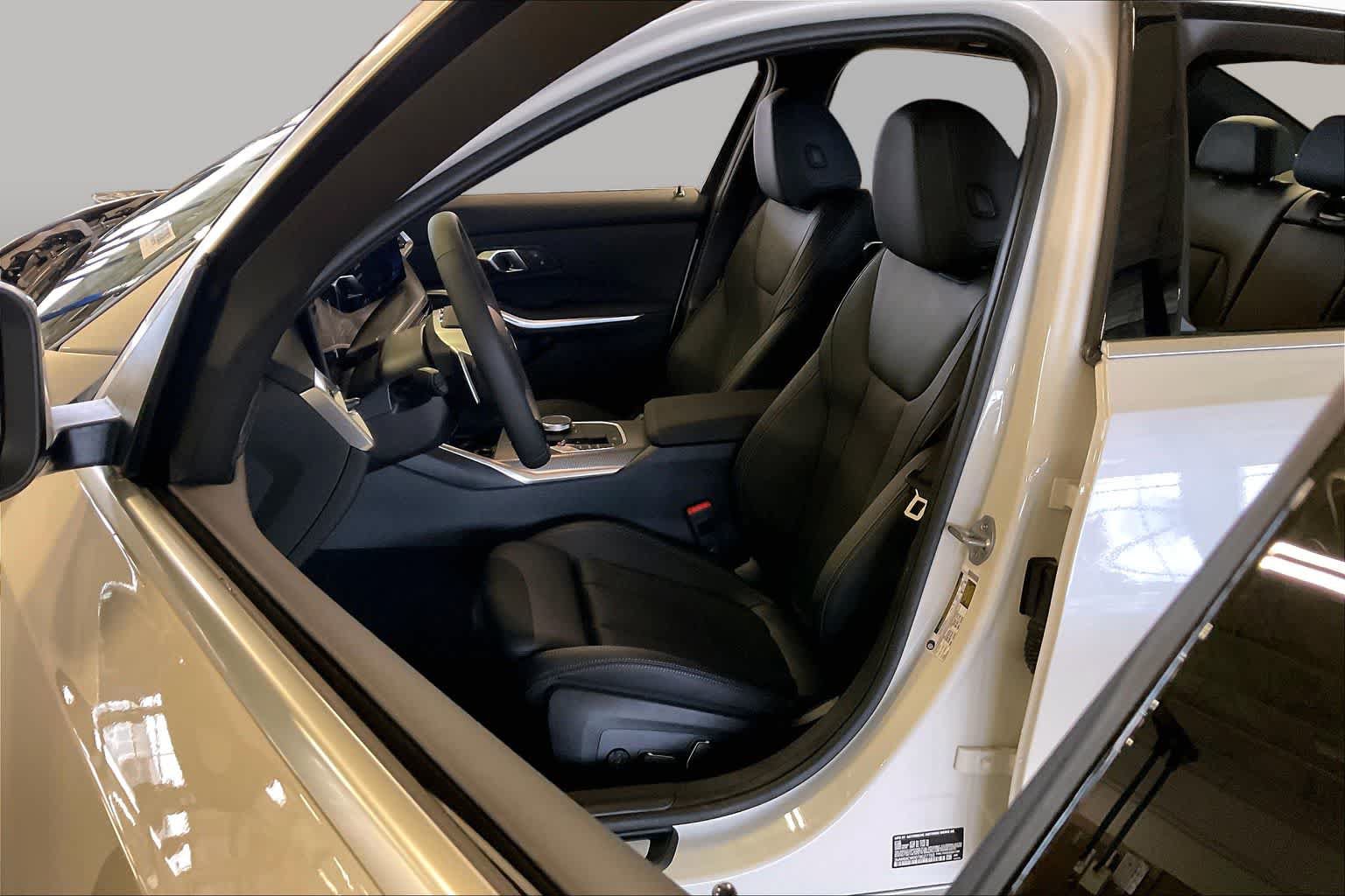New 2026 BMW 330i Sedan w/ Premium Package RWD image 9