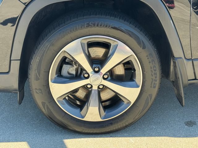 Used 2019 Jeep Cherokee Limited AWD/4WD image 5