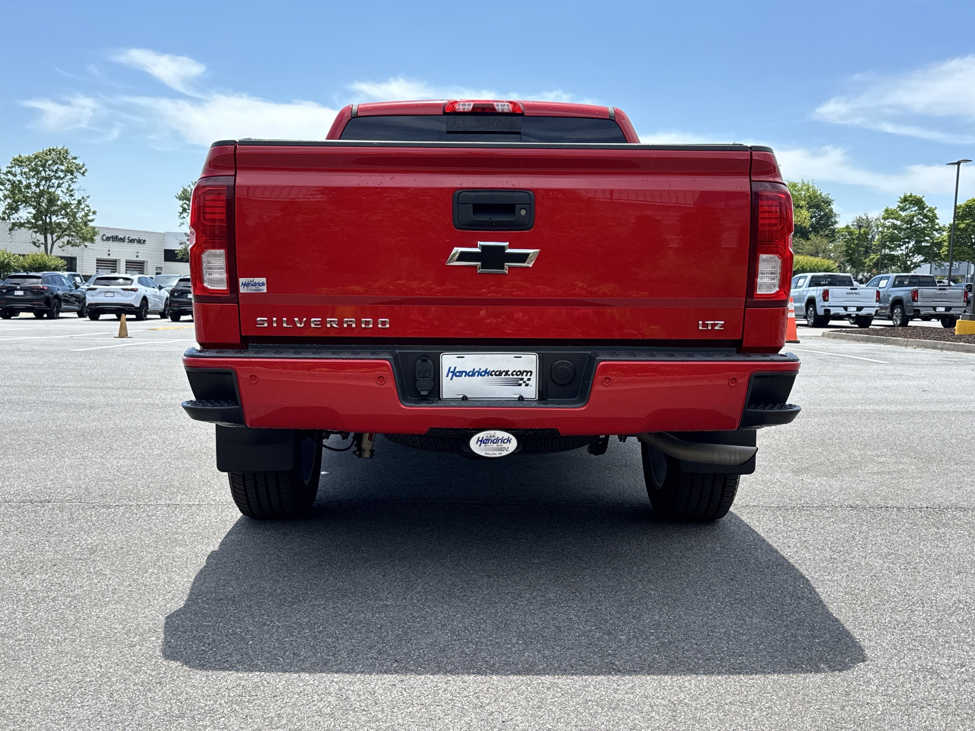 Used 2017 Chevrolet Silverado 1500 LTZ Z71 w/ LTZ Plus Package AWD/4WD image 9