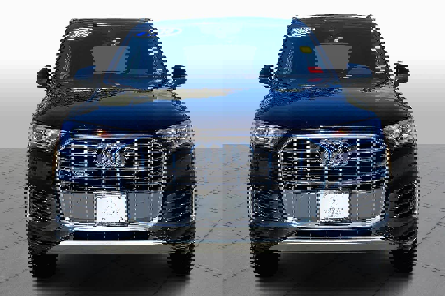 Used 2020 Audi Q7 3.0T Premium w/ Convenience Package image 4