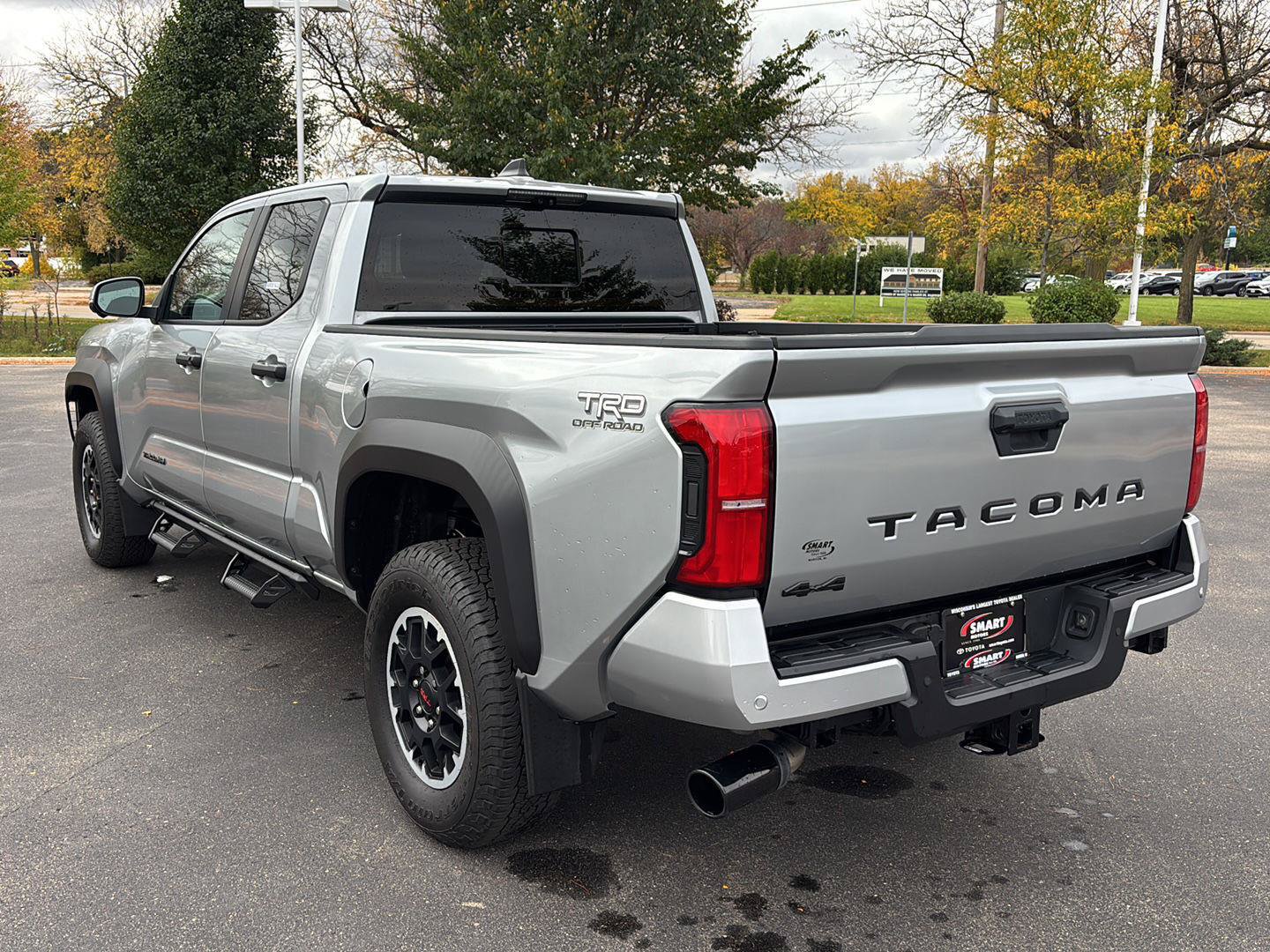 Used 2024 Toyota Tacoma TRD Off-Road w/ TRD Off Road Premium Package AWD/4WD image 14