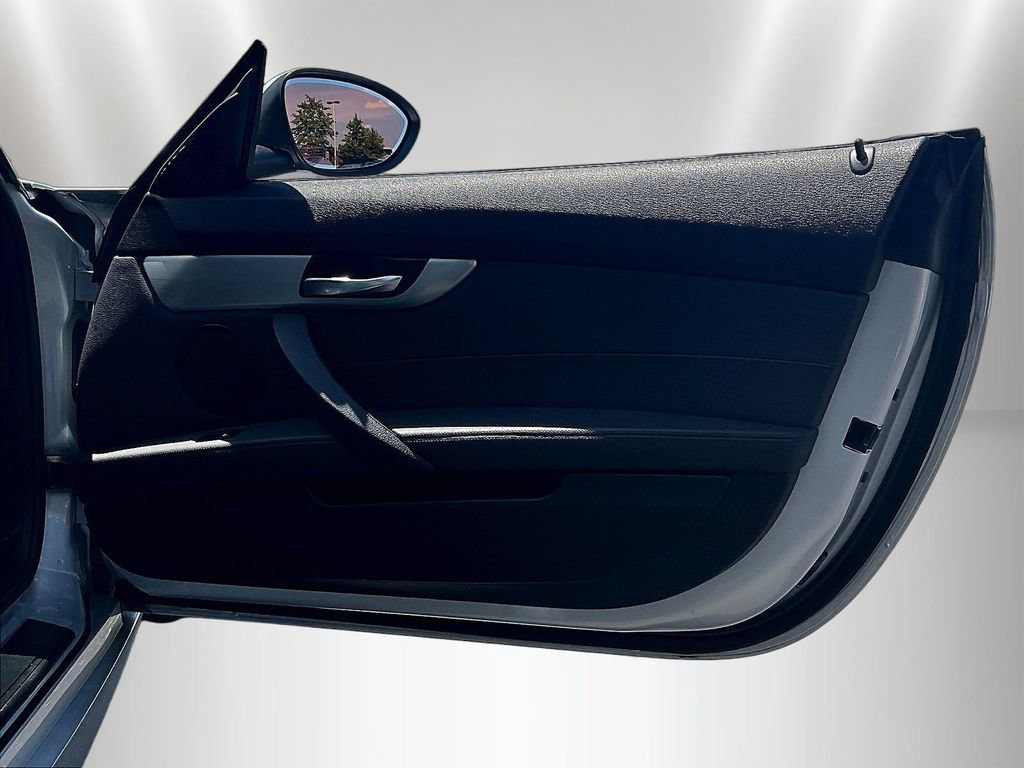 Used 2012 BMW Z4 sDrive28i RWD image 23