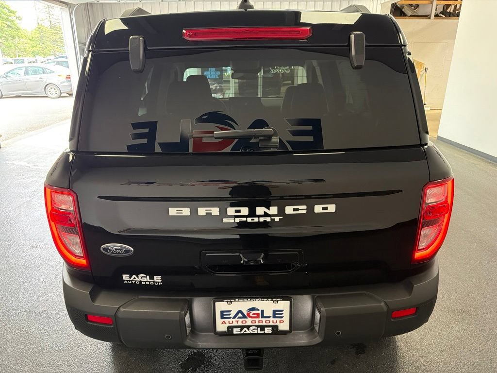 Used 2025 Ford Bronco Sport Badlands AWD/4WD image 8