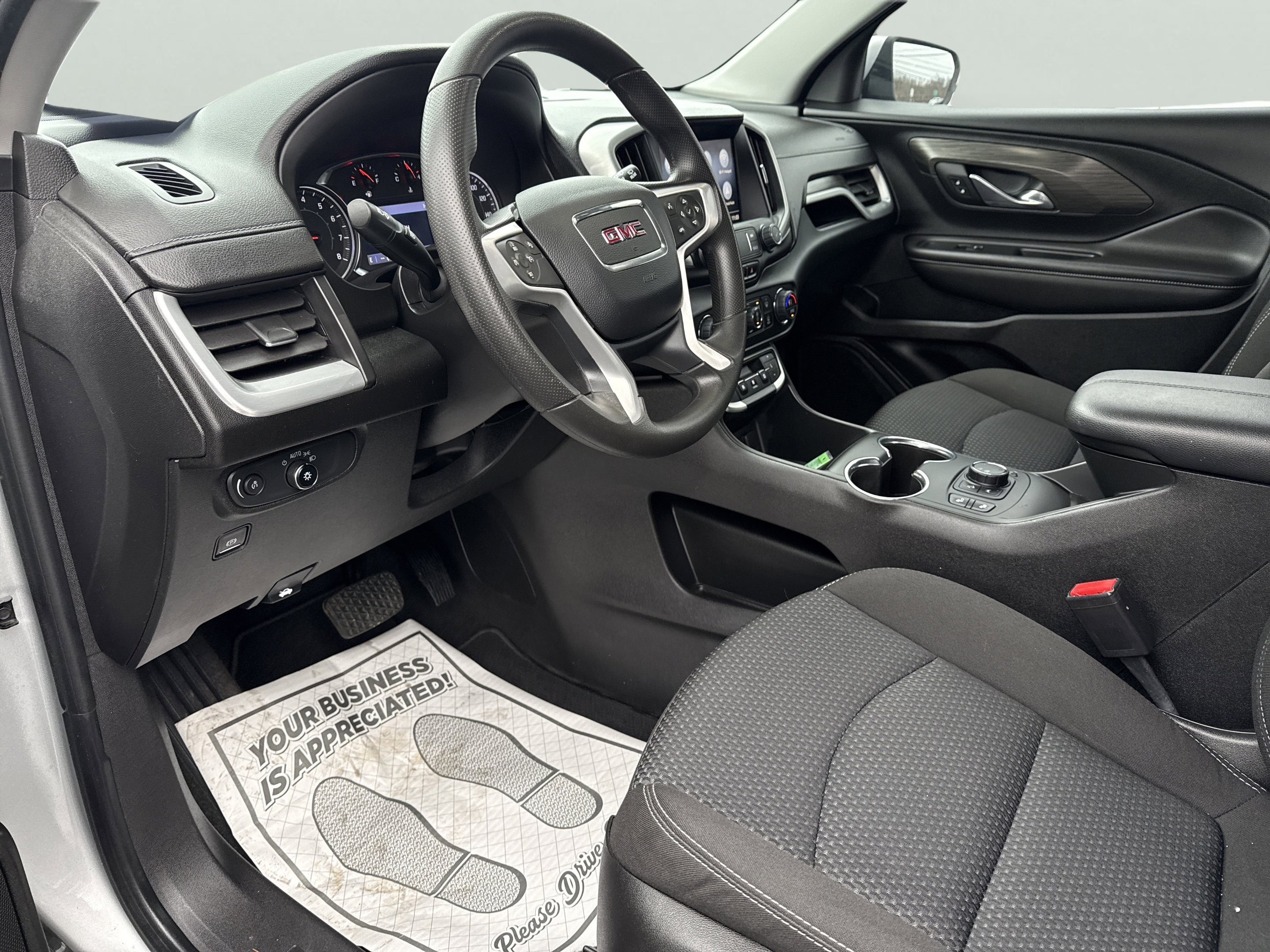 Used 2022 GMC Terrain SLE w/ Driver Convenience Package image 17