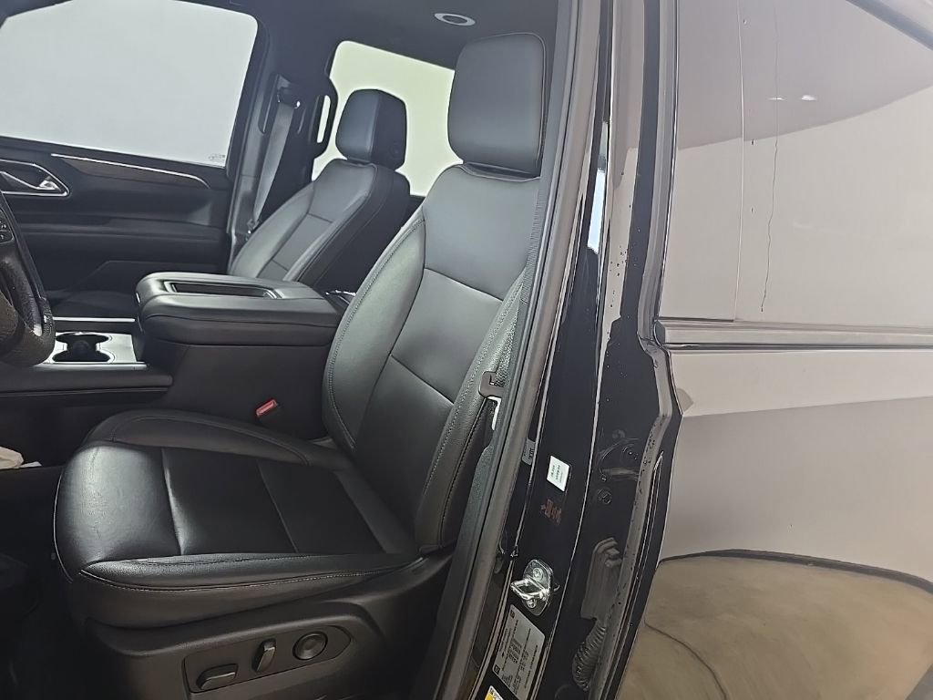 Certified 2023 Chevrolet Tahoe Z71 w/ Luxury Package image 18