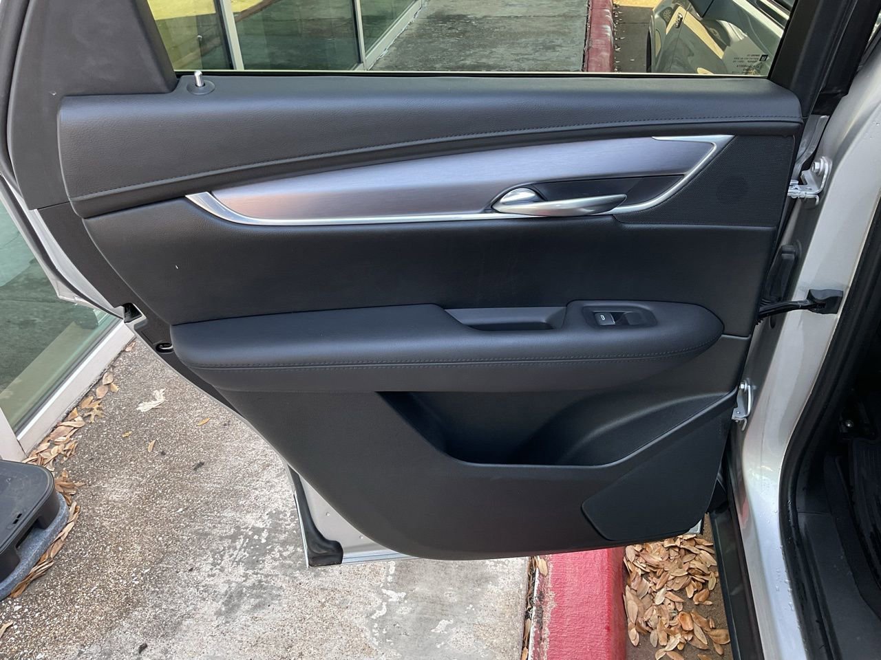 Used 2019 Cadillac XT5 Luxury FWD image 25