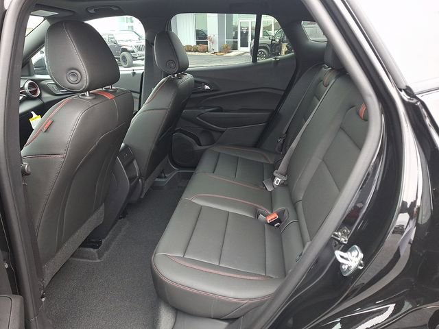 New 2026 Chevrolet Trax RS w/ Sunroof Package image 7