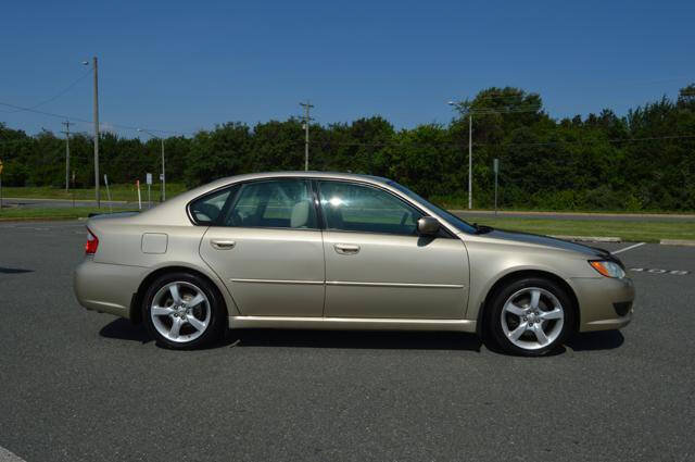 Used 2008 Subaru Legacy 2.5i Special Edition AWD/4WD image 5