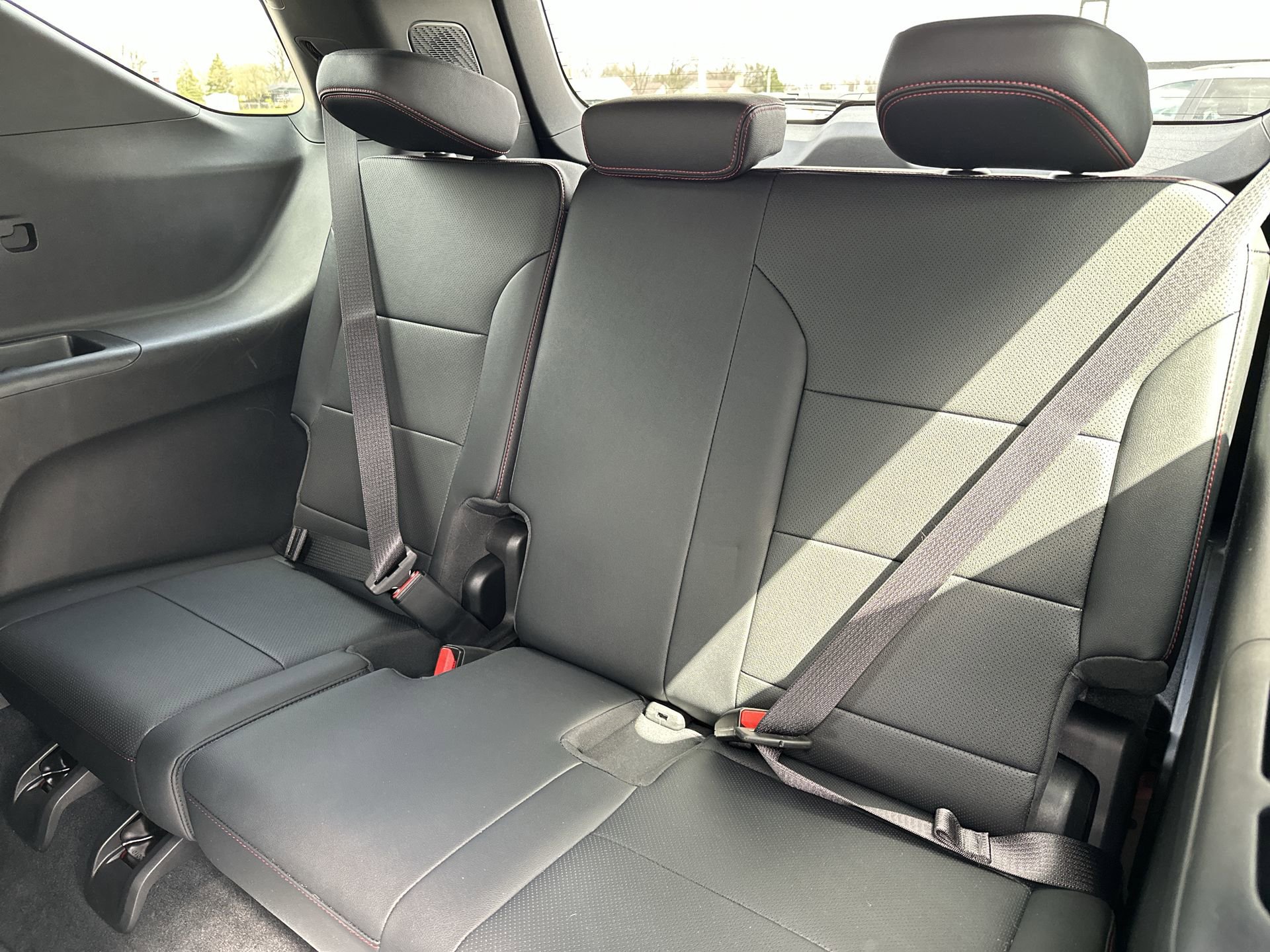Certified 2024 Chevrolet Traverse Z71 w/ LPO, Floor Liner Package AWD/4WD image 22