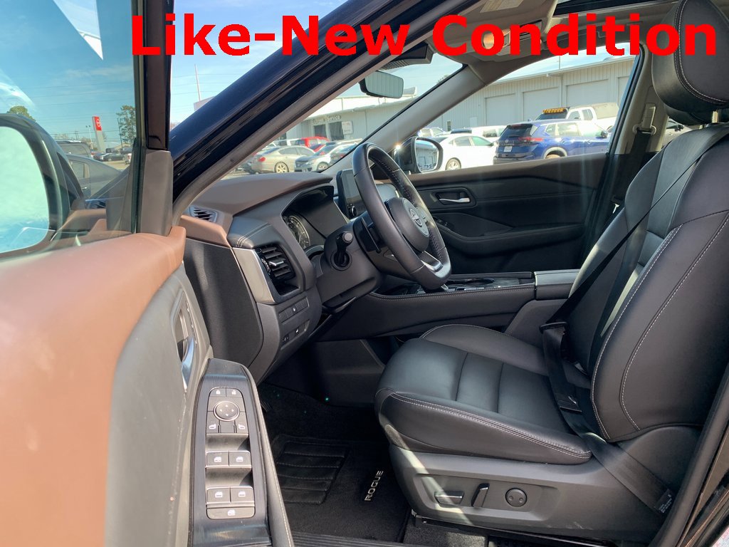 Used 2023 Nissan Rogue SL w/ SL Premium Package image 25