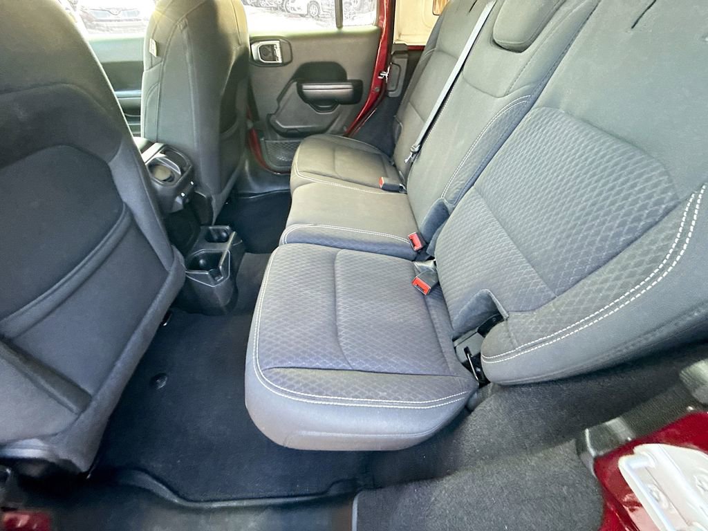Used 2021 Jeep Wrangler Unlimited Sport image 27
