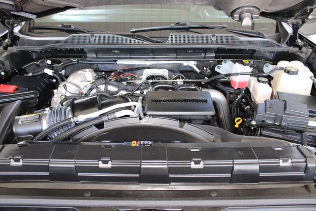 Used 2024 Chevrolet Silverado 2500 LTZ w/ LTZ Plus Package AWD/4WD image 31