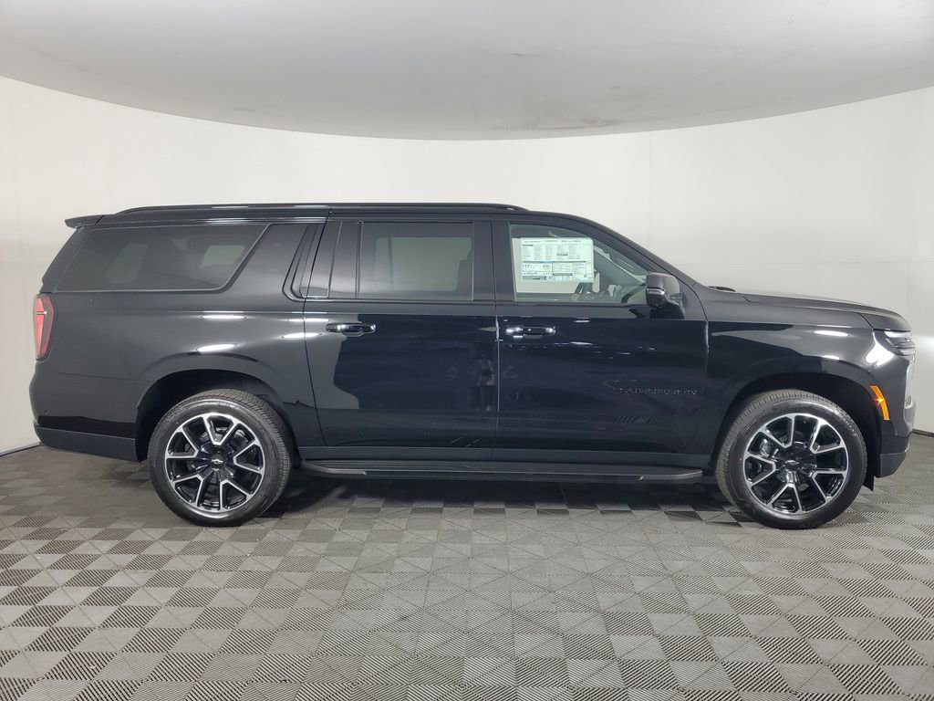 New 2026 Chevrolet Suburban RST w/ Comfort Package image 3
