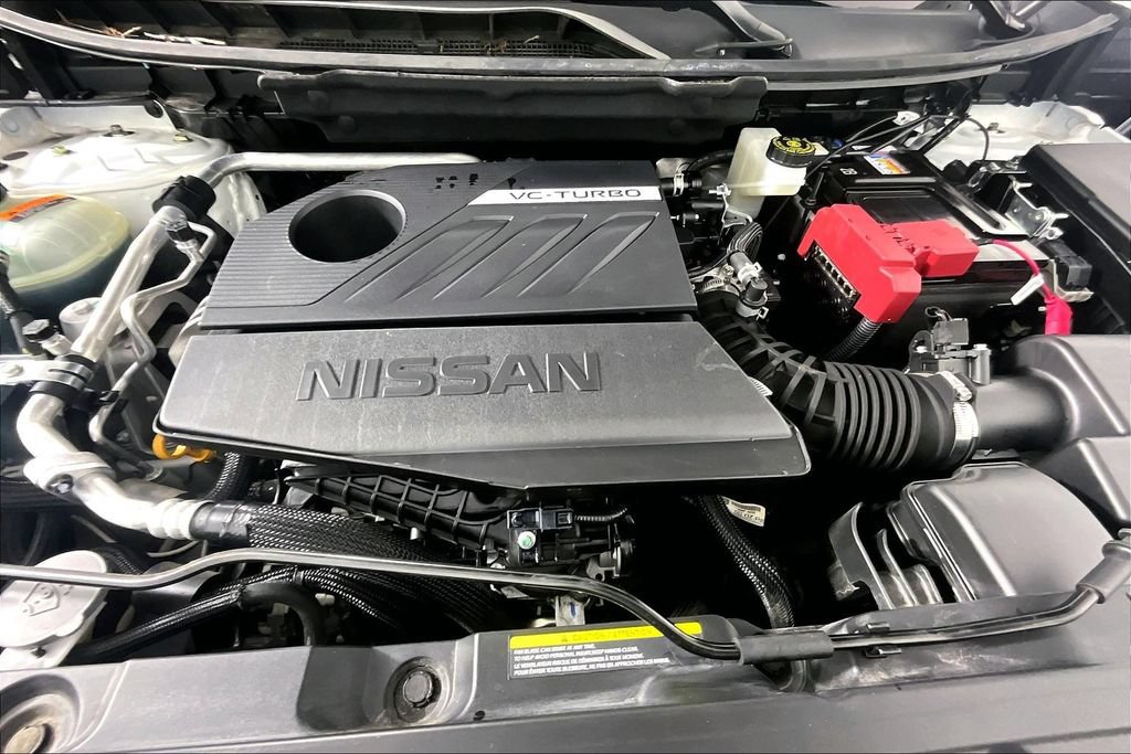 Used 2023 Nissan Rogue SV AWD/4WD image 9