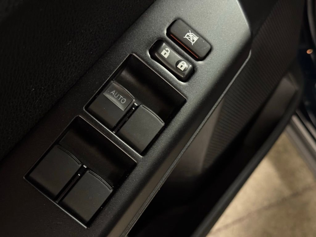 Used 2018 Toyota RAV4 XLE image 27