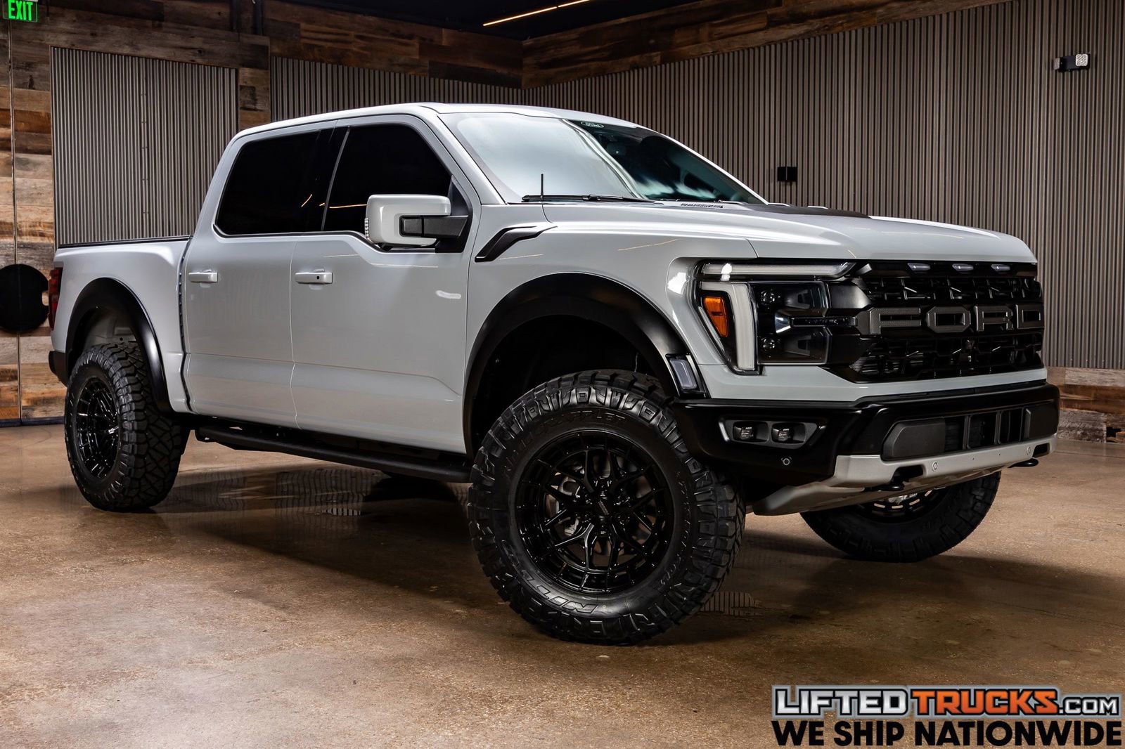 Used 2025 Ford F150 Raptor image 1