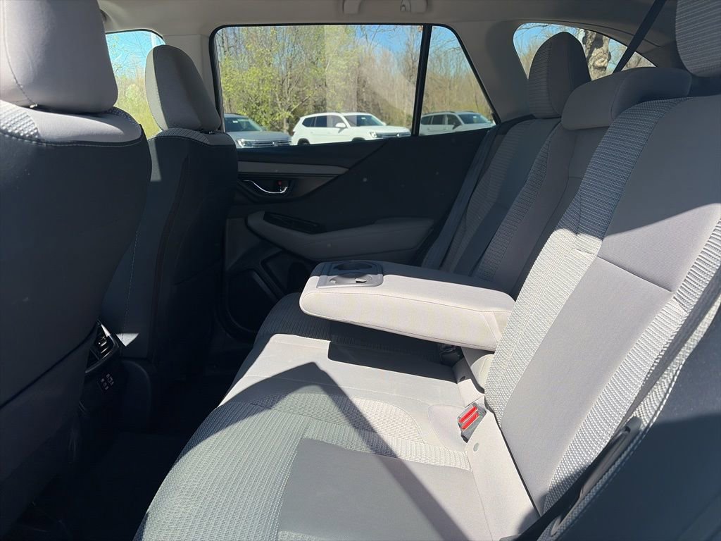 Used 2025 Subaru Outback Premium image 24