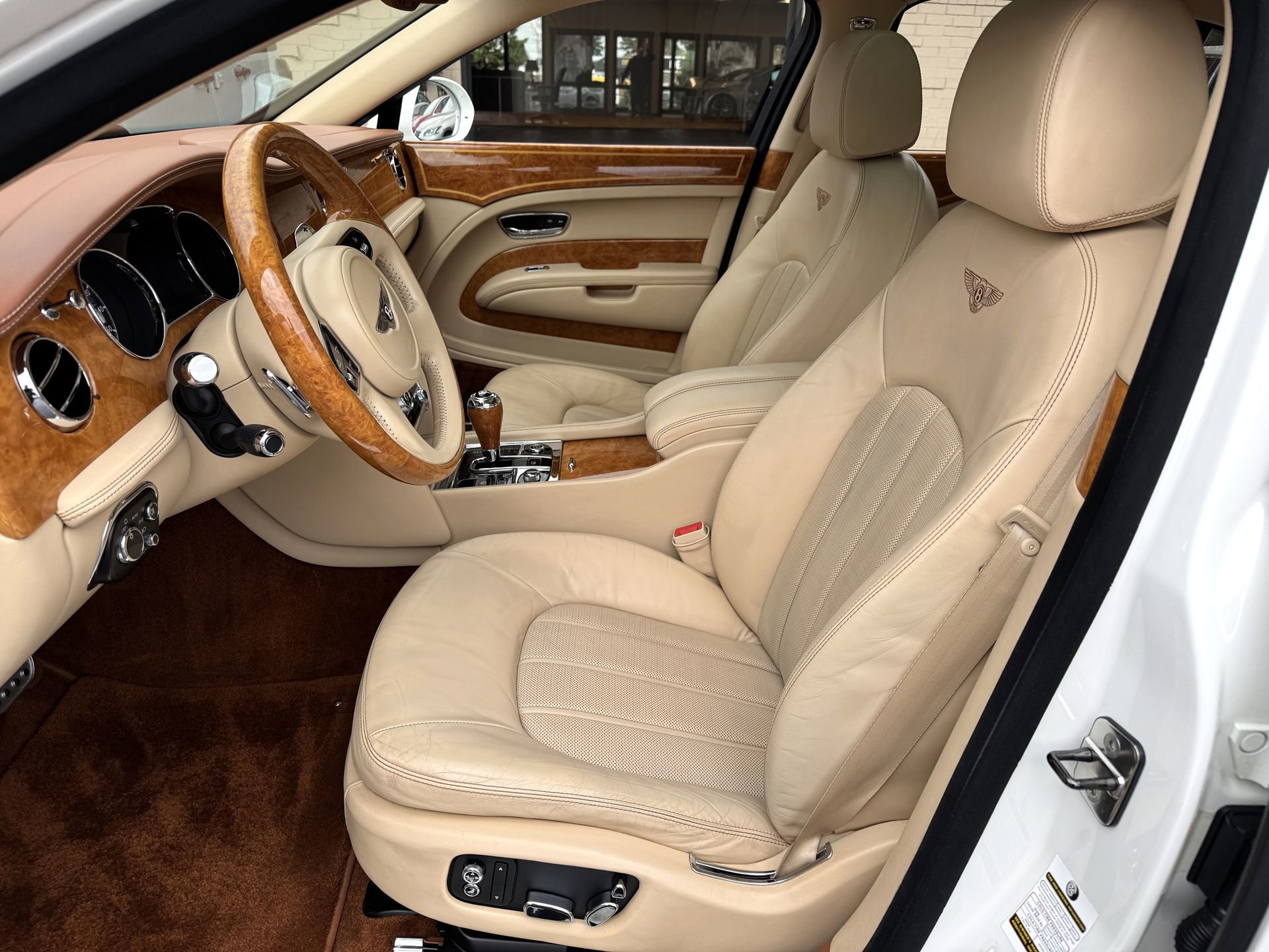 Used 2013 Bentley Mulsanne image 20