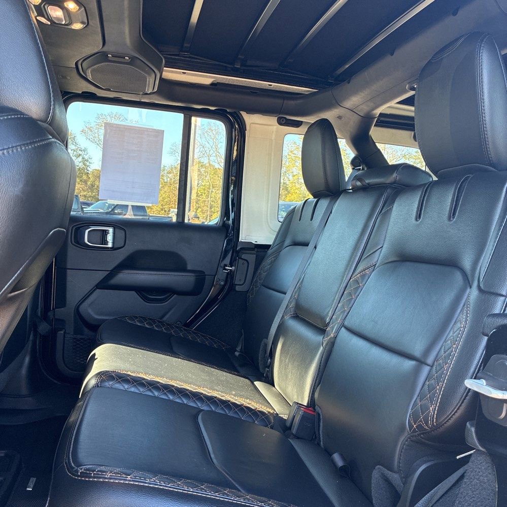 Used 2022 Jeep Wrangler Unlimited Sahara image 13