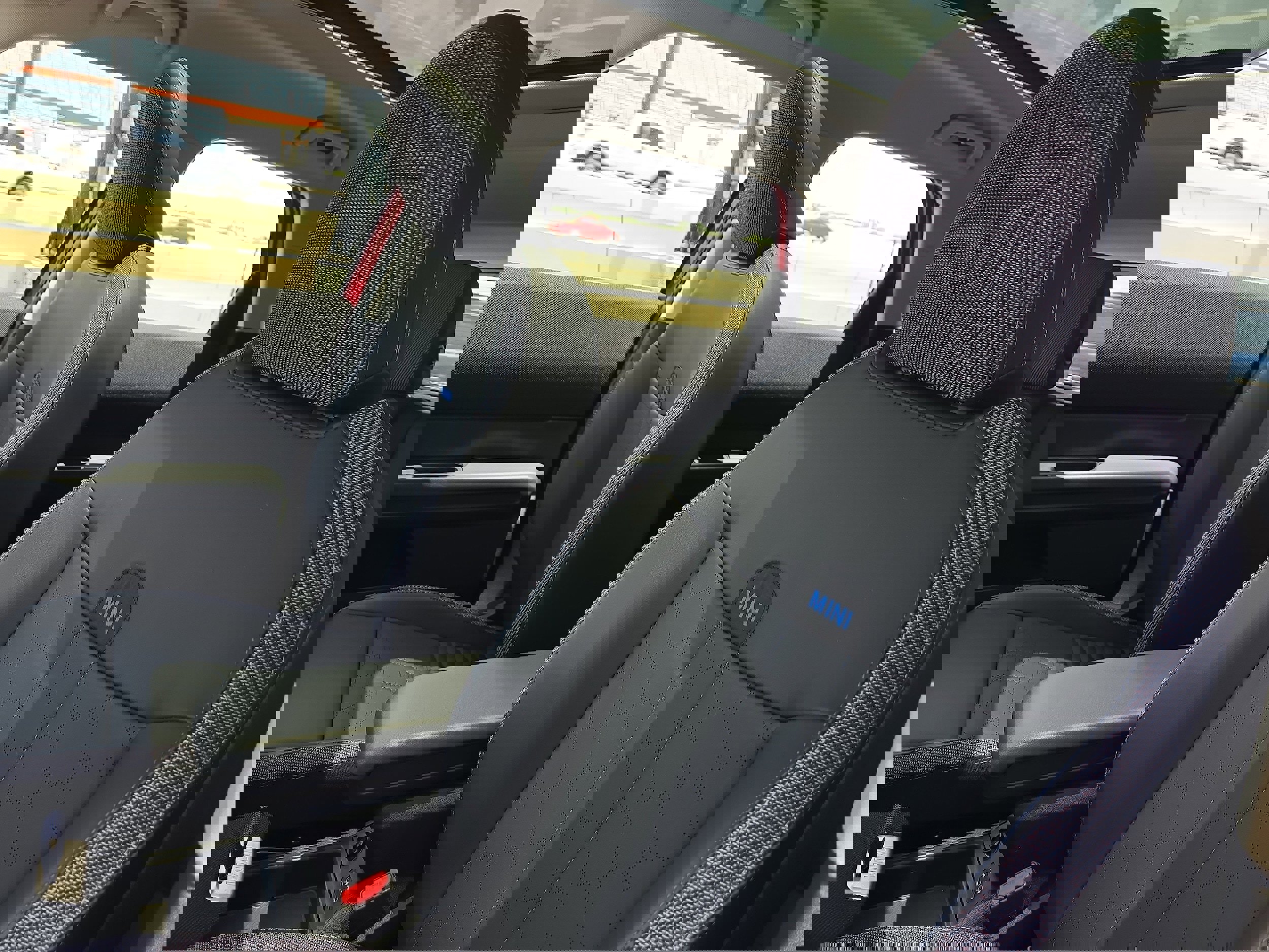 Used 2025 MINI Cooper Countryman S image 17