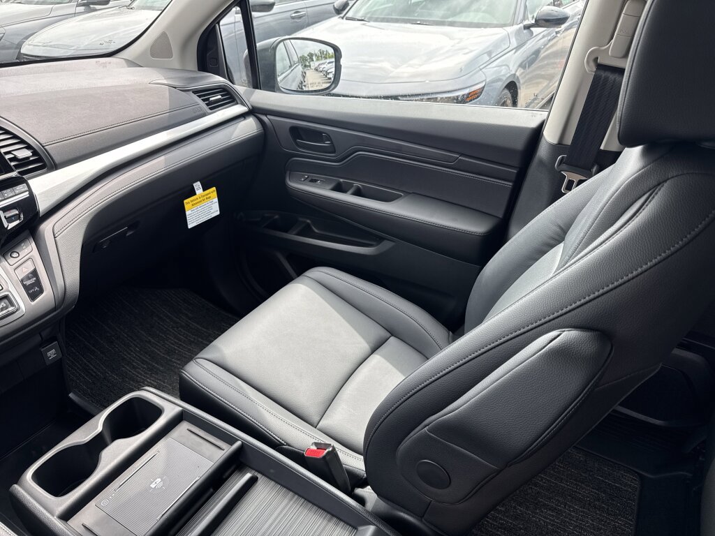 New 2026 Honda Odyssey EX-L image 9