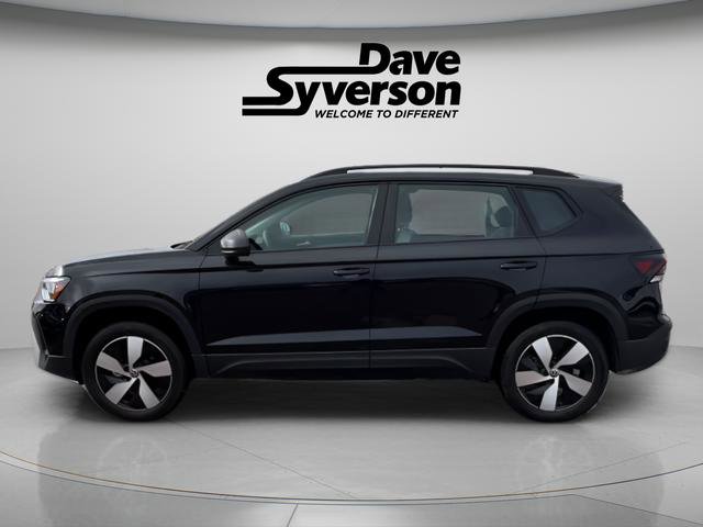 New 2026 Volkswagen Taos S image 8