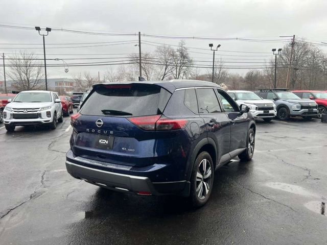 Used 2025 Nissan Rogue SL image 7