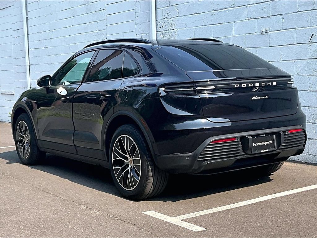 Certified 2025 Porsche Macan 4 Electric AWD/4WD image 3