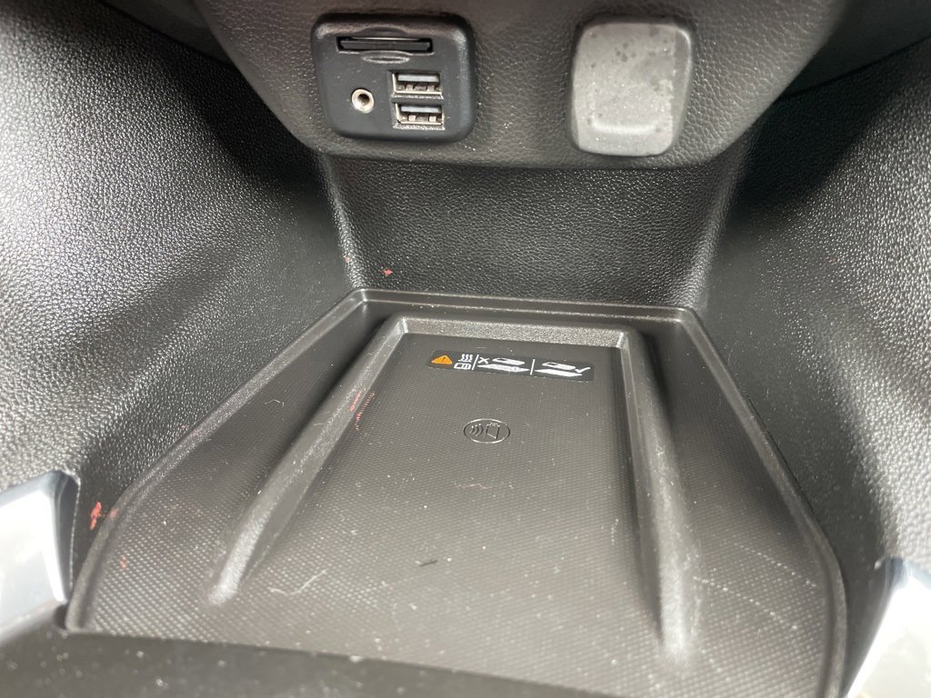 Used 2021 Chevrolet Traverse Premier w/ LPO, Floor Liner Package image 9