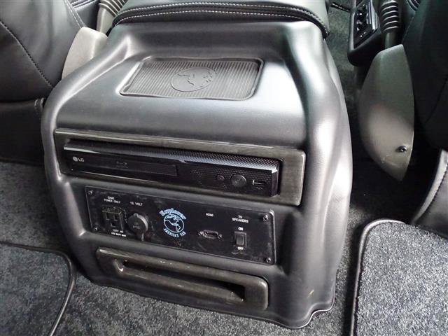 New 2024 Chevrolet Express 2500 Extended w/ Driver Convenience Package image 9