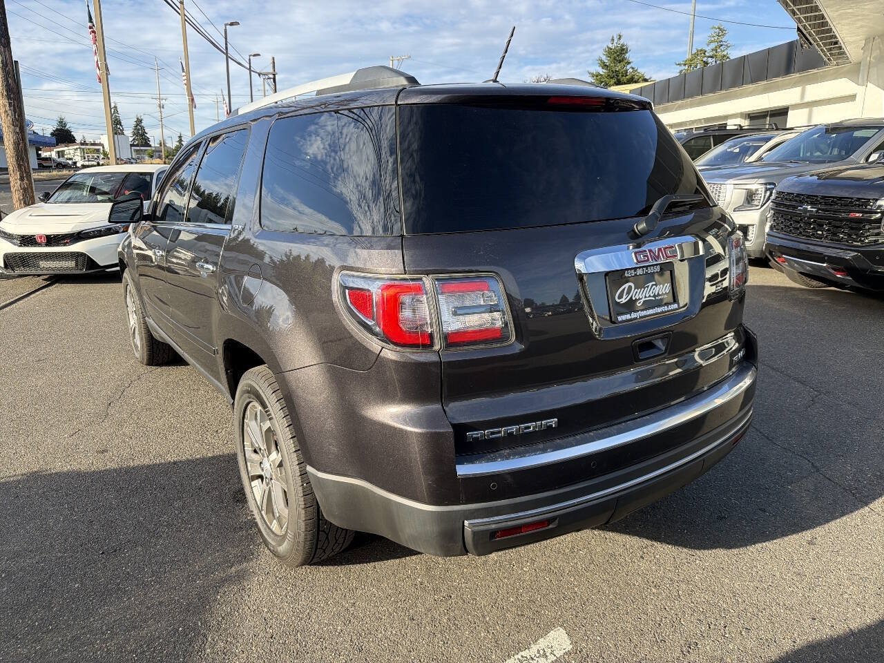 Used 2015 GMC Acadia SLT AWD/4WD image 3