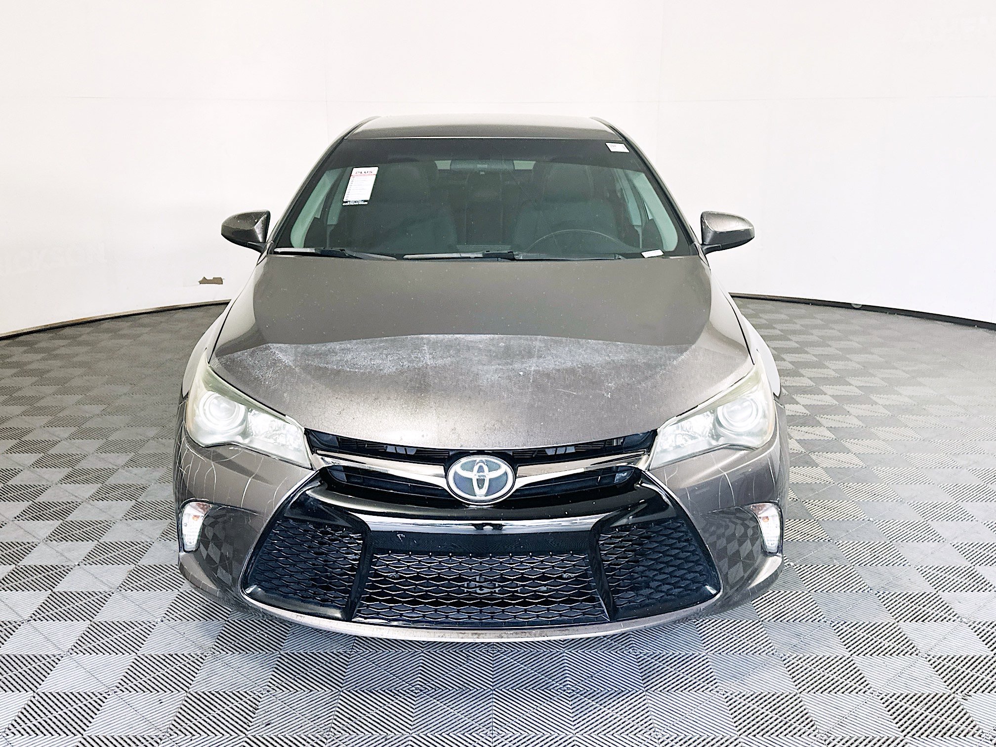 Used 2016 Toyota Camry SE FWD image 8