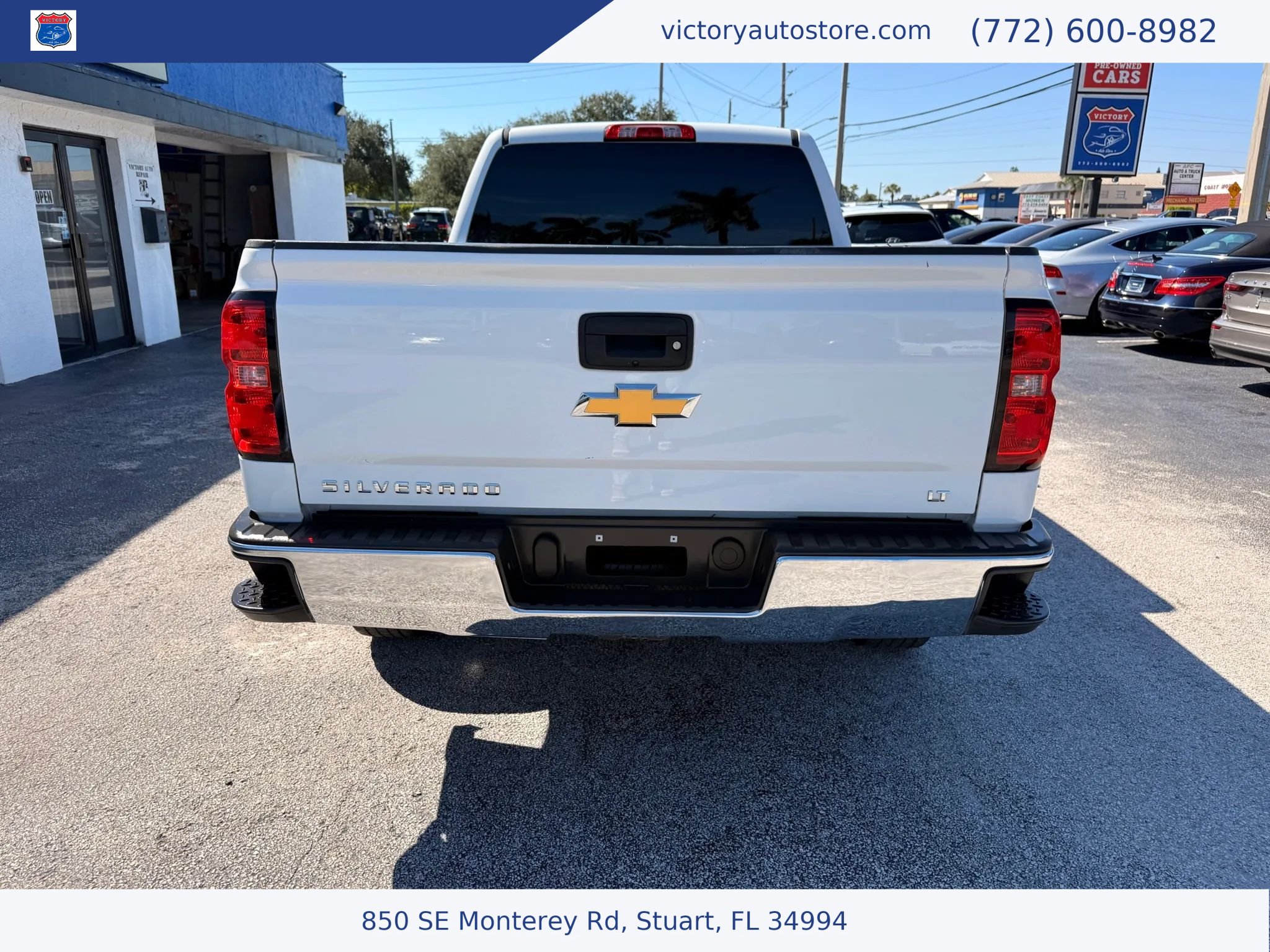 Used 2018 Chevrolet Silverado 1500 LT AWD/4WD image 10