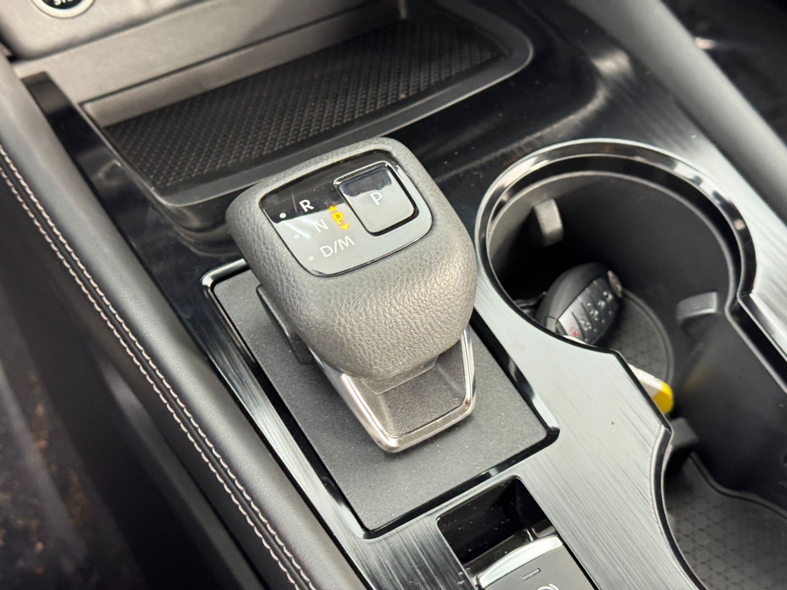 Used 2022 Nissan Rogue SL image 27