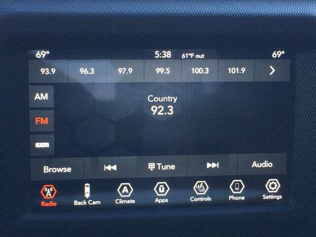 Used 2022 Jeep Wrangler Sport AWD/4WD image 20