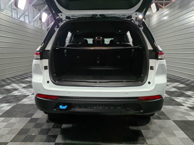 Used 2022 Jeep Grand Cherokee Trailhawk w/ Advanced Protech Group II image 38