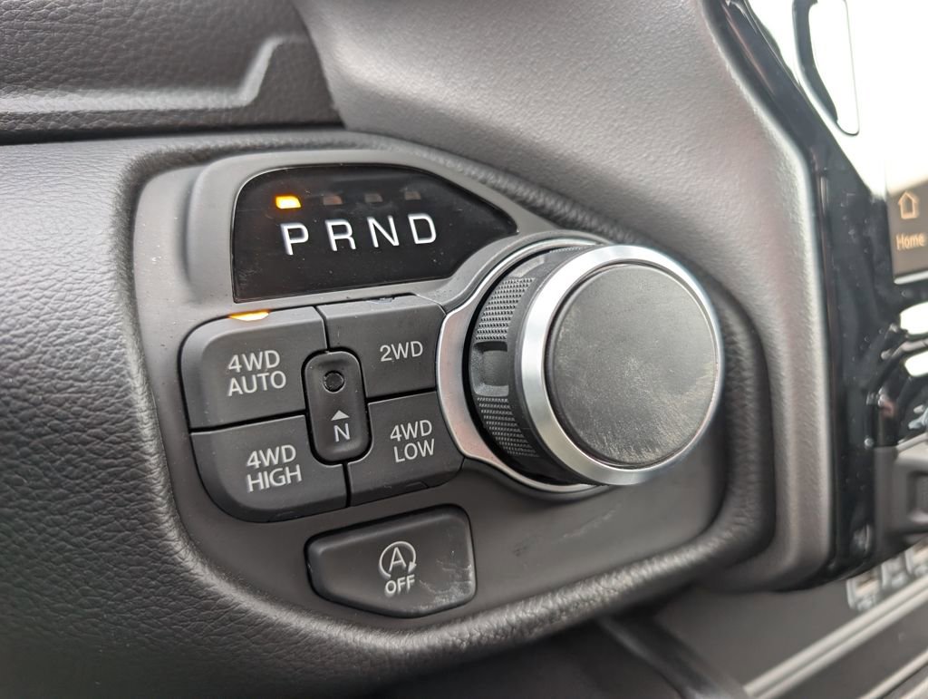 New 2026 RAM 1500 4x4 Crew Cab image 29