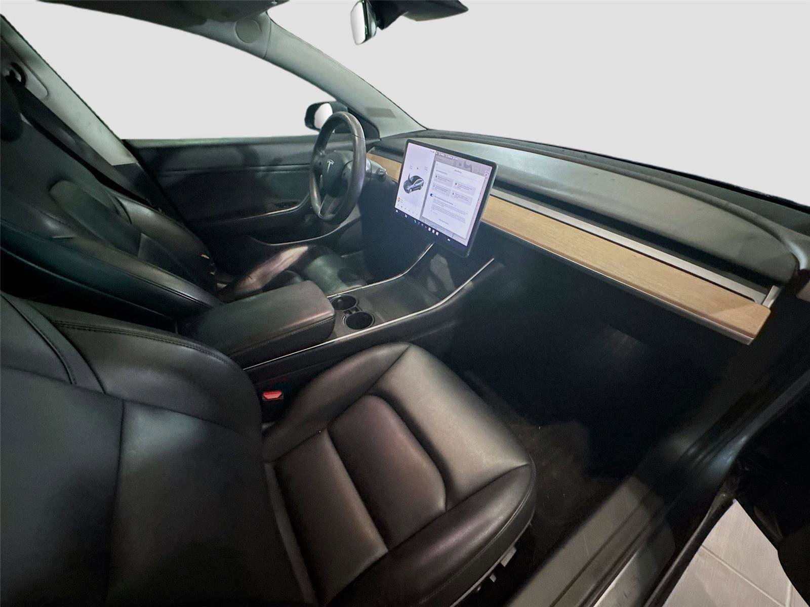 Used 2020 Tesla Model 3 Long Range image 15