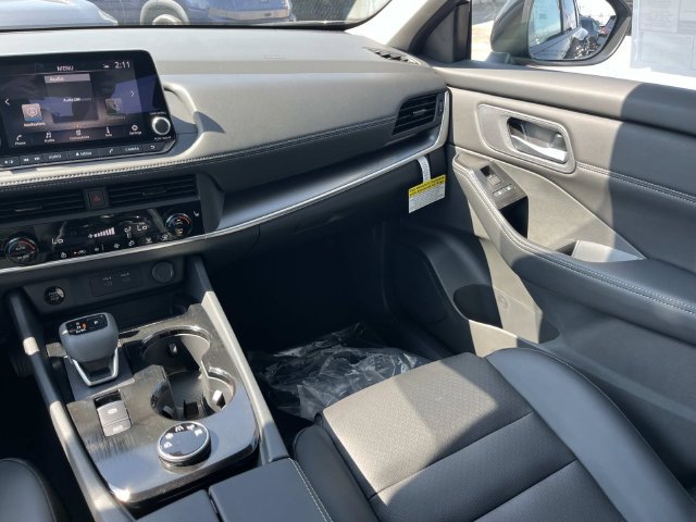 New 2026 Nissan Rogue Dark Armor AWD/4WD image 16