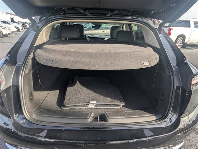 Used 2022 Buick Envision Avenir w/ Technology Package II image 13